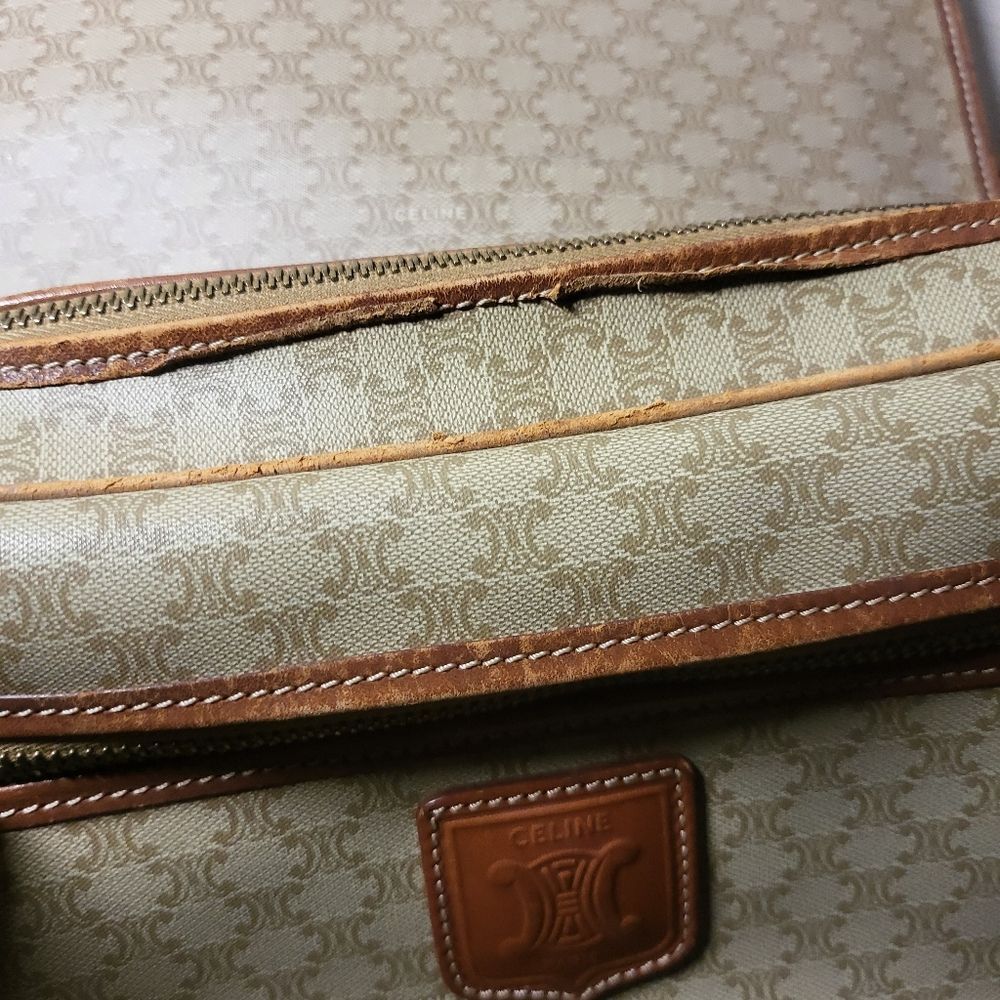 2 Celine Bags!! Crossbody bag and Matching Pouch/Strapless Bag - Picture 6 of 12